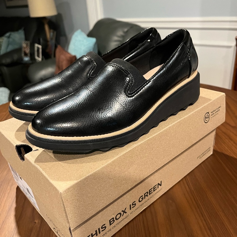 Clarks low wedge shoes